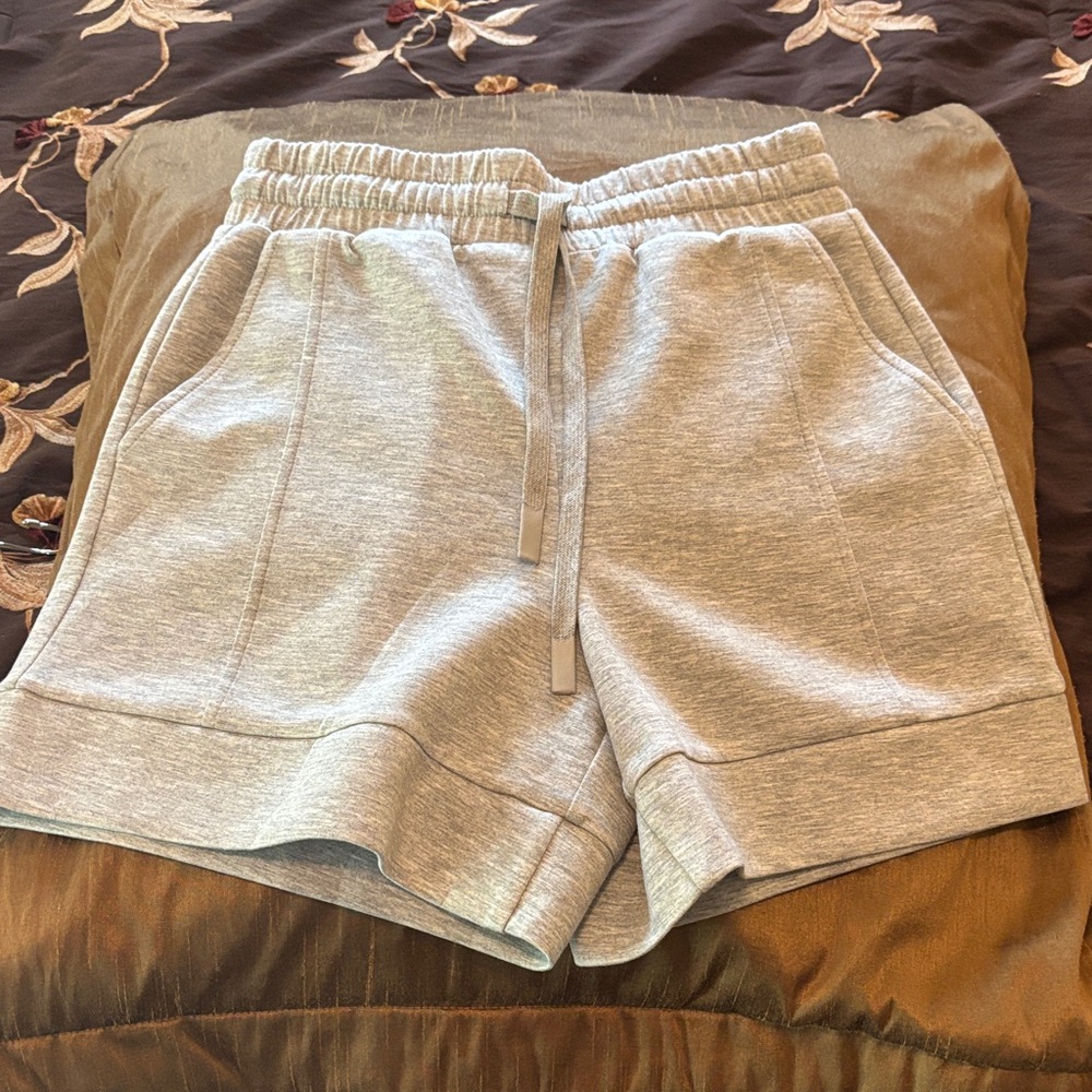 Stylish Women's Athletic Shorts in Light Gray